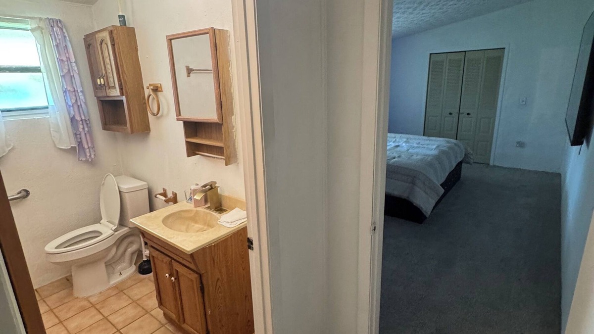 Highland Ridge House | 2-bedroom house with BIG YARD in Hudson