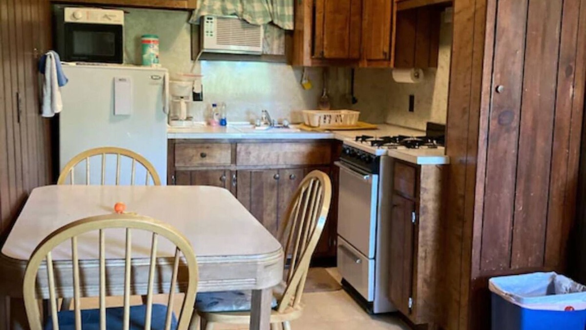 Hayward Cabin | 2 Bedroom Lakeside Cabin-Family Fishing Resort-Hayward WI-Chippewa Flowage