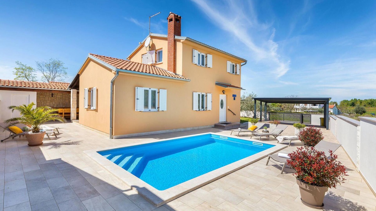Musalez House | 2 bedroom lovely home in Musalez
