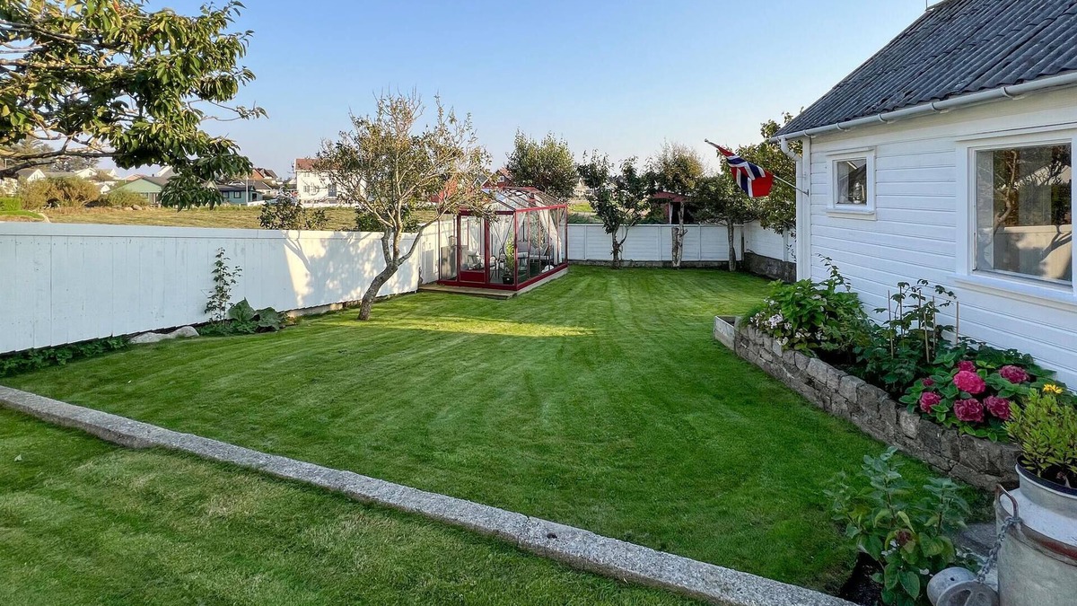 Borhaug House | 2 bedroom lovely home in Borhaug
