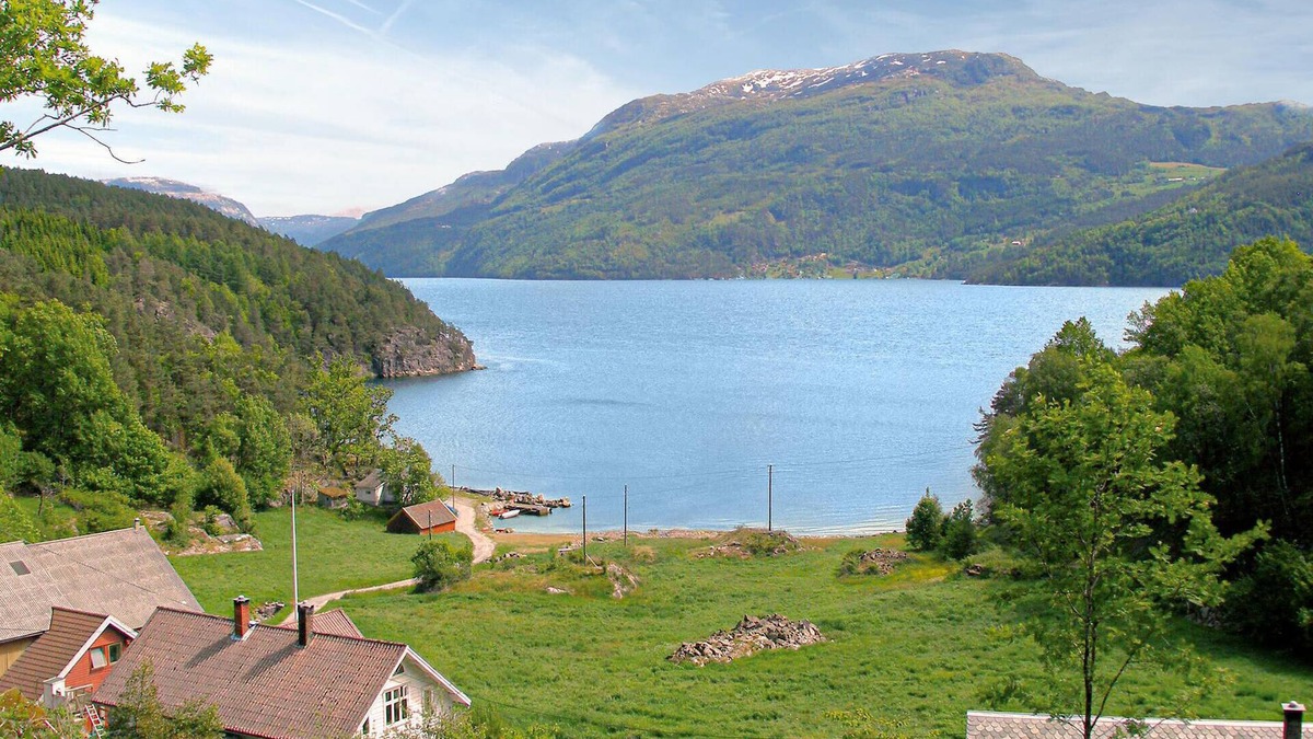 Suldal House | 2 bedroom lovely home in Vanvik