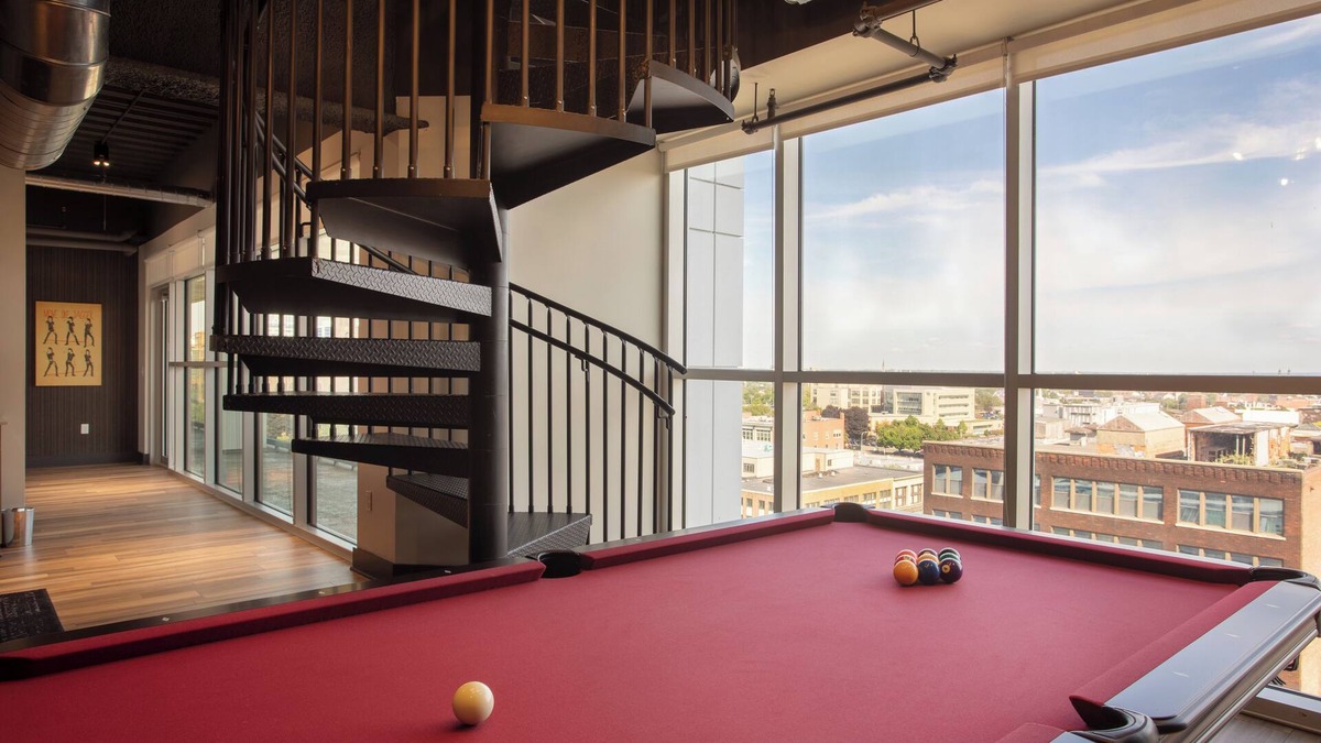 Downtown Buffalo Condo | 2 Bedroom Luxury Bi-Level Condo in Downtown Buffalo - Rooftop Bar, Bowling Alley