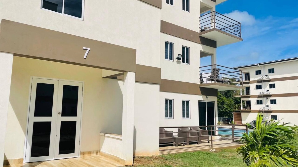 Buccoo Condo | 2 bedroom Luxury Condo, Buccoo, Tobago.