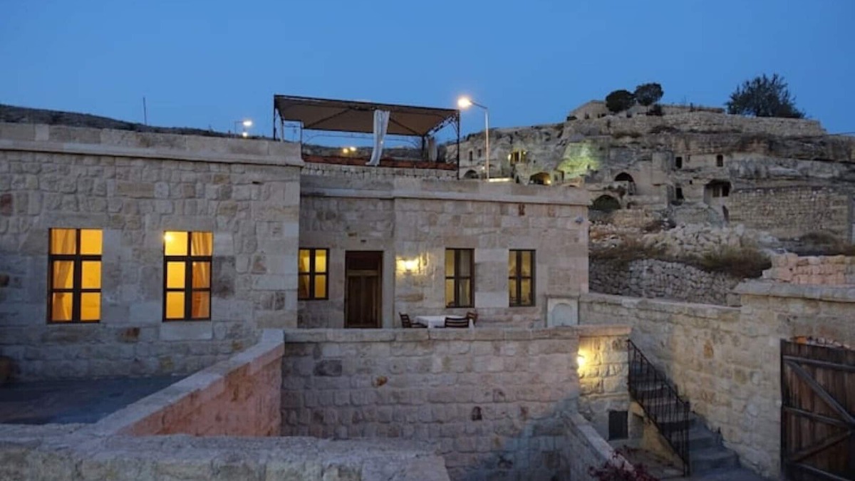 Urgup House | 2-Bedroom Mountain View Stone House
