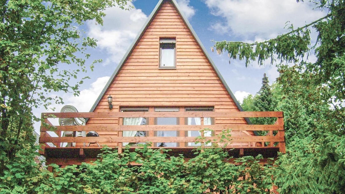 Saaldorf House | 2 bedroom nice home in Bad Lobenstein