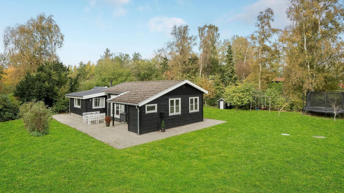 Askeby House | 2 bedroom nice home in Askeby
