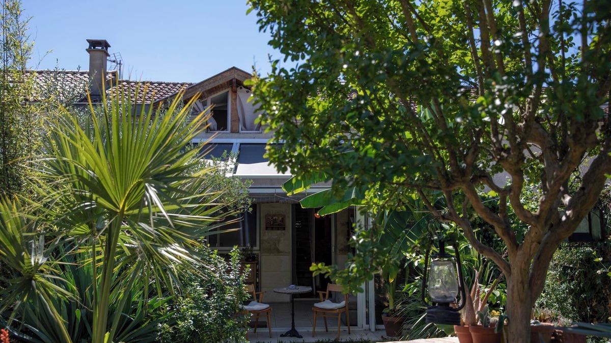 Begles House | 2 Bedroom Private vacation home in Bègles