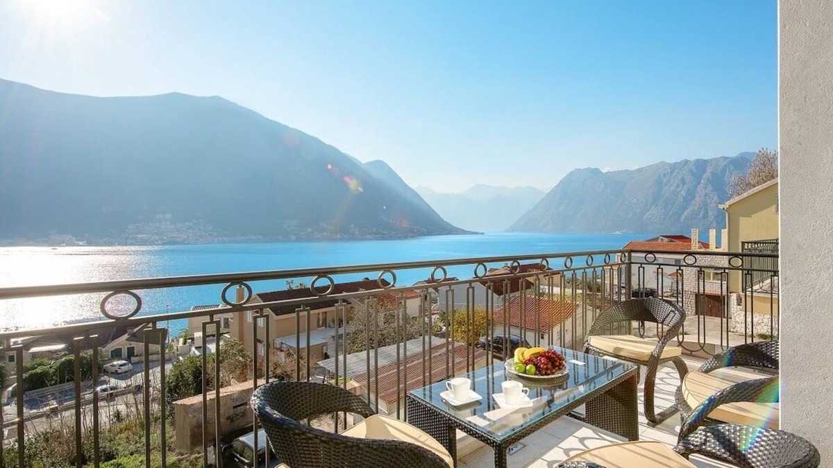 Dobrota Apartment | 2 Bedroom SEAVIEW apartment with Pool