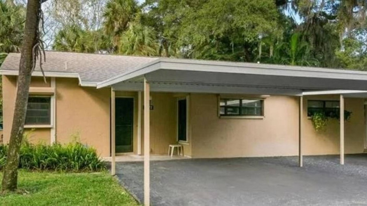 Bayou Oaks Apartment | 2 Bedroom Single family 319943 by Houzlet
