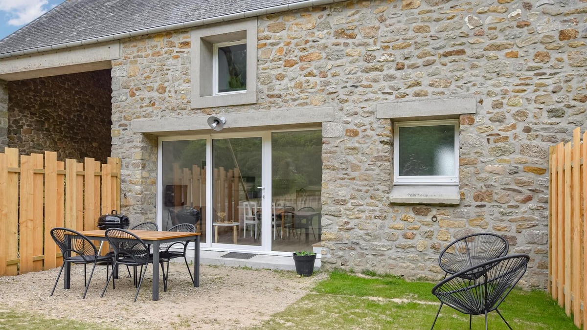 La Pernelle House | 2 bedroom stunning home in La Pernelle