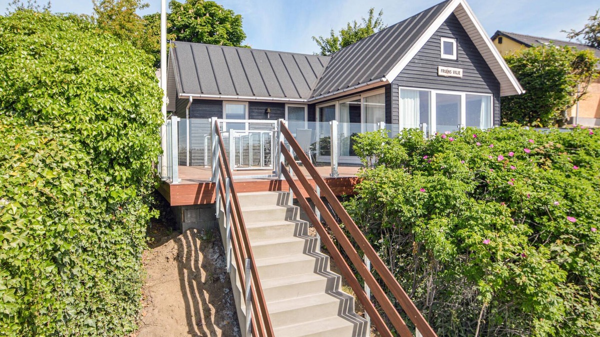 Sonder Stenderup House | 2 bedroom stunning home in Bjert