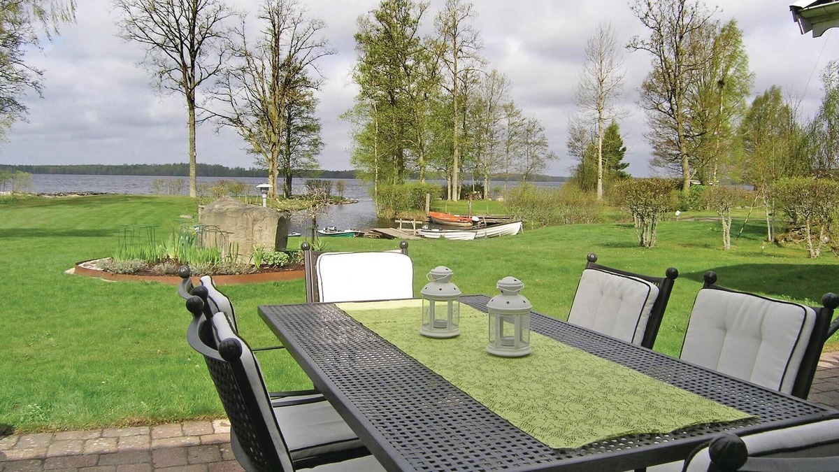 Bor House | 2 bedroom stunning home in Bor
