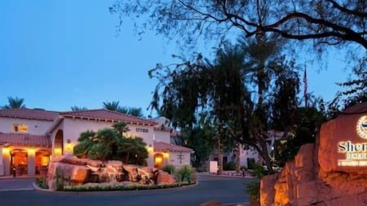 North Scottsdale Hotel | 2 Bedroom Suite Phoenix Sheraton-Desert Oasis!