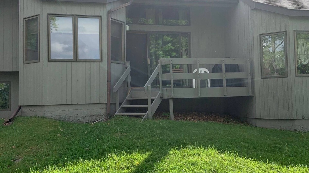 Windham House | 2 Bedroom Townhouse in front of Windham Mountain Ski Resort