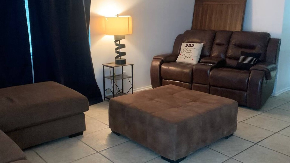 Lauderhill Apartment | 2-bedroom townhouse in fantastic Lauderhill, Kings