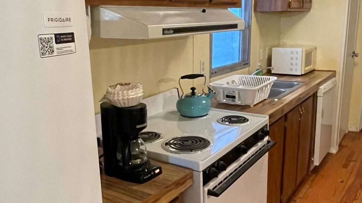 Greenup House | 2-bedroom trailer, with WiFi in Greenup County, in the middle of 260 acres.