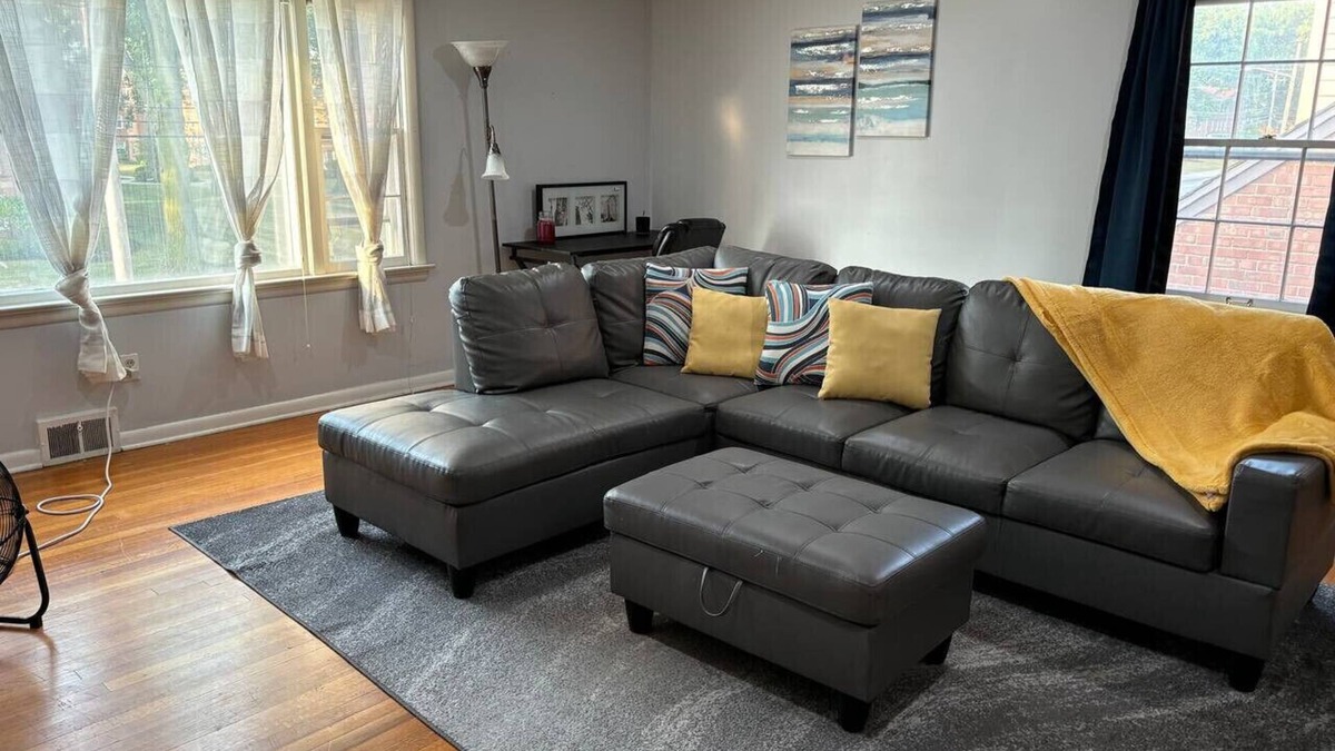 South Euclid Apartment | 2-Bedroom University Heights home w 2 King Beds