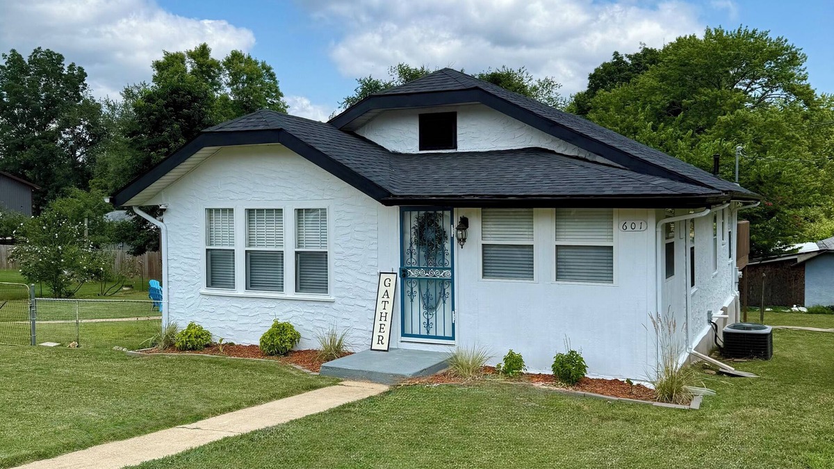 Van Buren House | 2-bedroom vacation home near Mark Twain National Forest
