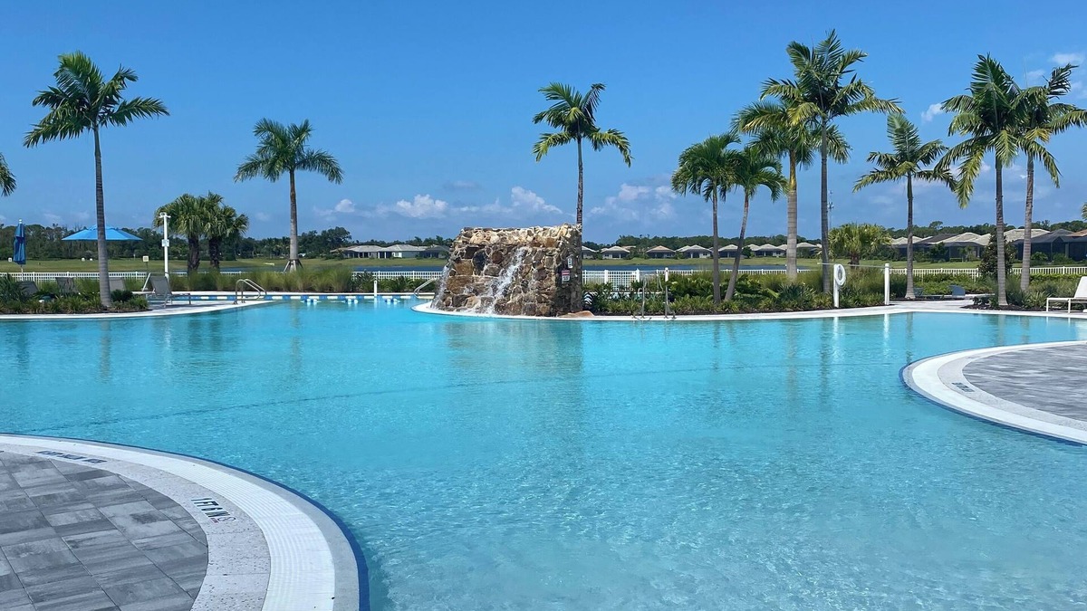 Englewood Villa | 2 Bedroom Villa - Resort pool & amenities - 2.5 miles from the beach - Sleeps 5