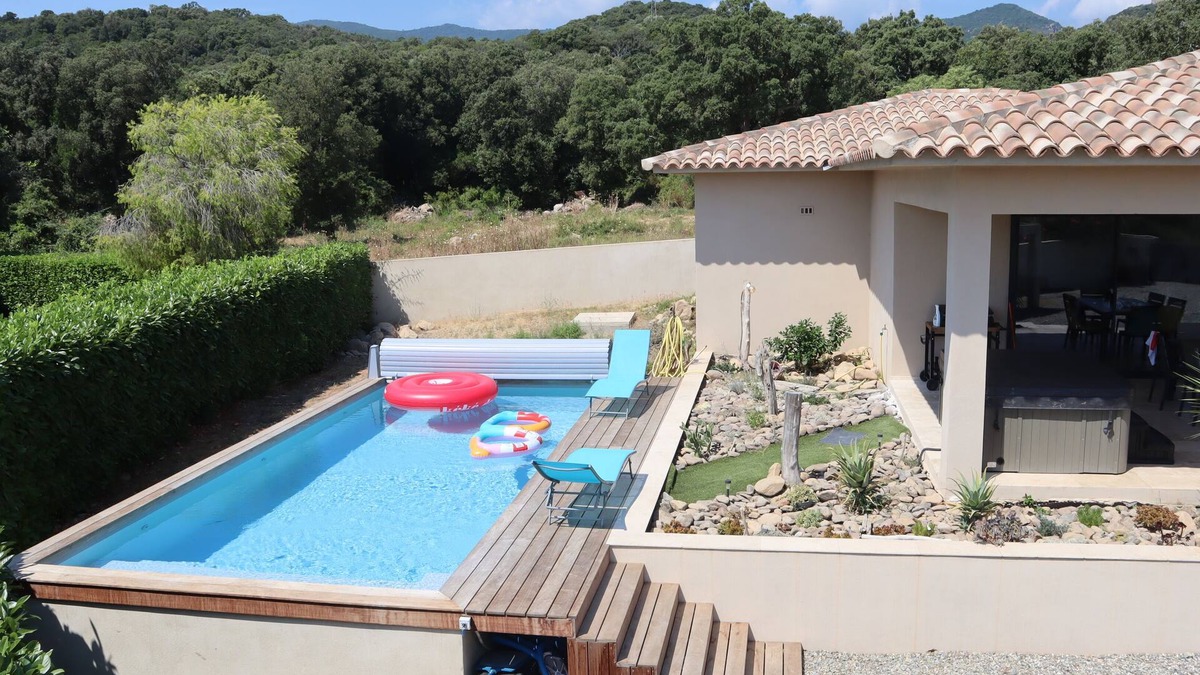 Ventiseri House | 2-bedroom villa with pool and spa