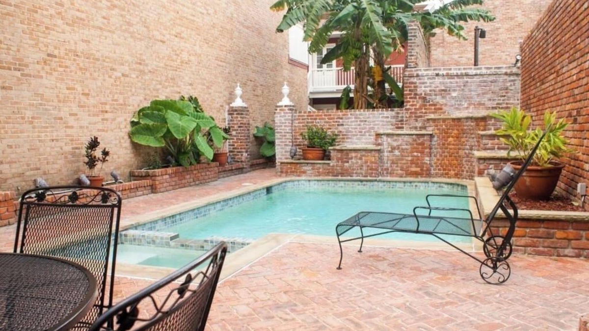 French Quarter House | 2 Bedroom with 2 Bathroom New Orleans Suite with Kitchenette & Walkable Location