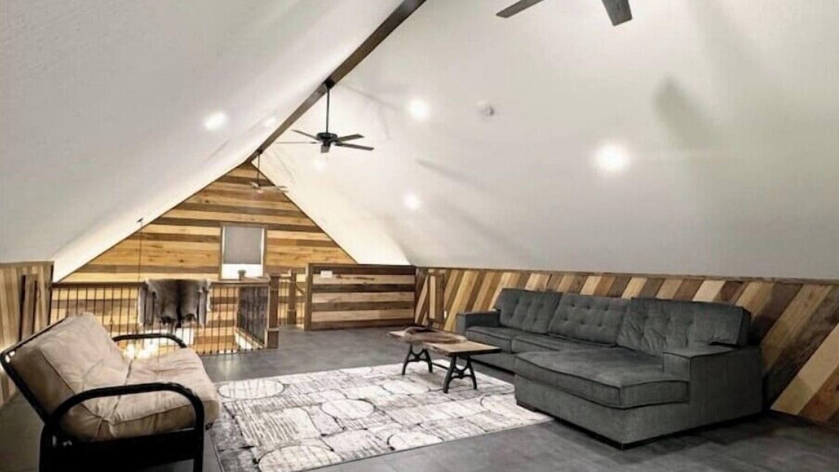 Dennison Cabin | 2 Bedroom With Loft - 2.25 miles from Enchanted Acres Wedding Venues.