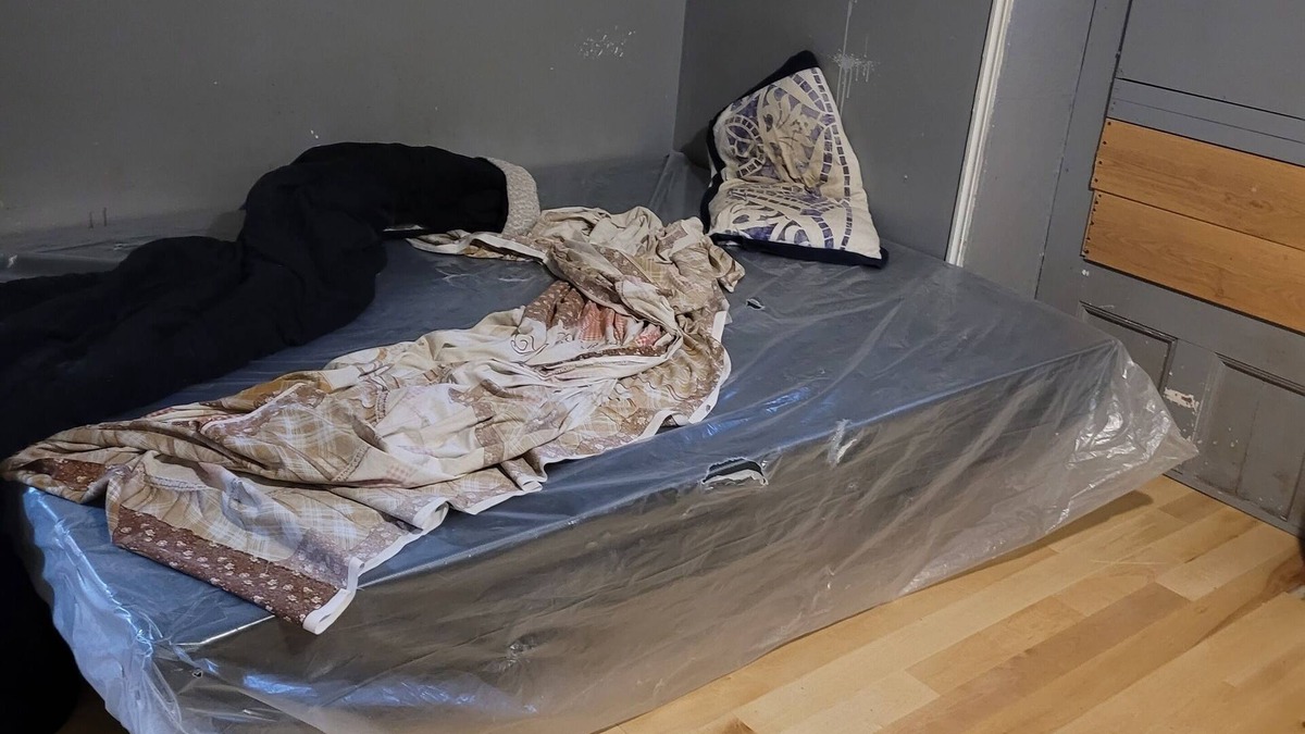 Montreal House | 2 bedrooms apartment in a Bungalow for rent