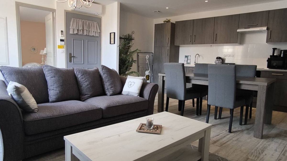 Riez Apartment | 2 Bedrooms Apartment In Riez