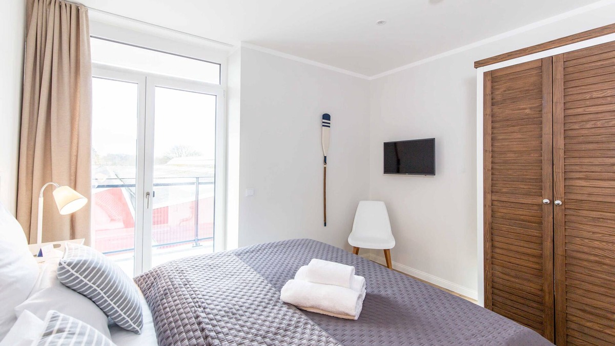 Travemuende Apartment | 2 bedrooms, direct view of the Trave, own sauna (32) - Dockside Travemünde