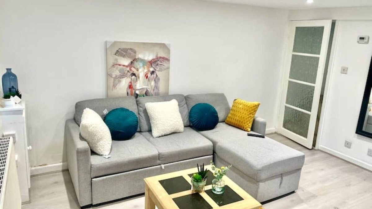 Curdworth Apartment | 2 bedrooms haven near NEC, Airport