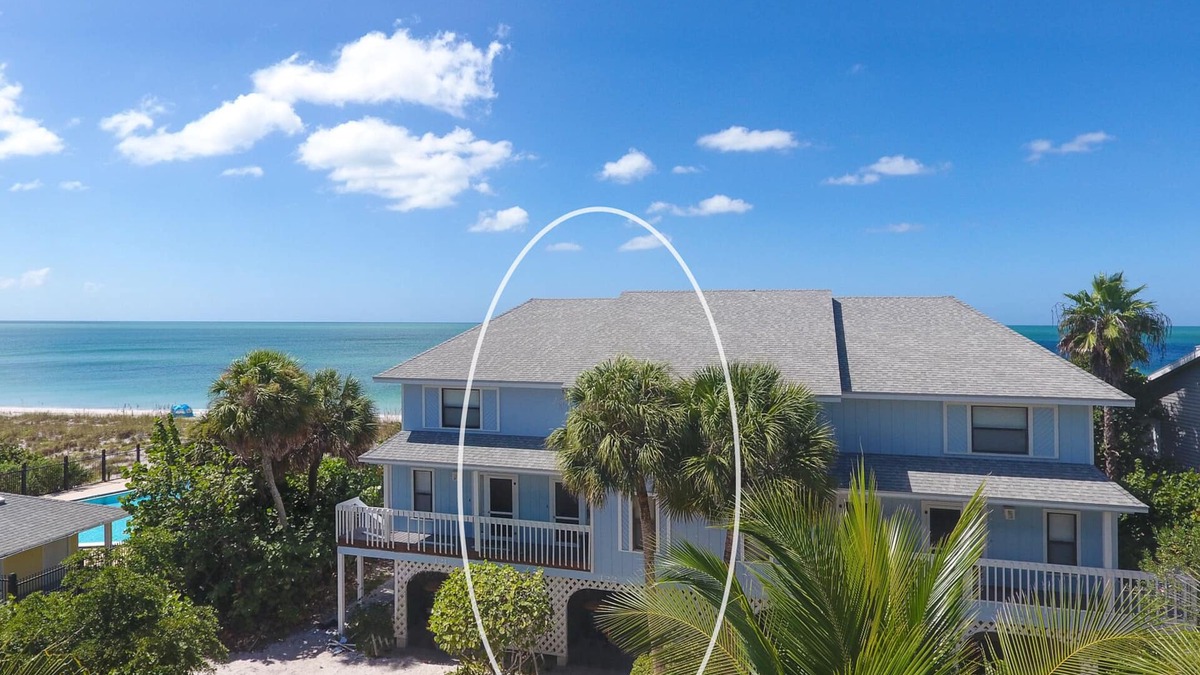 Palm Island Condo | 2 Bedrooms on the beach!