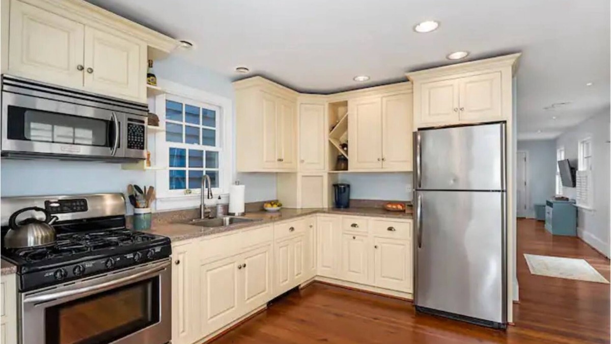 Chestertown House | 2 Beds, 2.5 Baths, Perfect Downtown Location