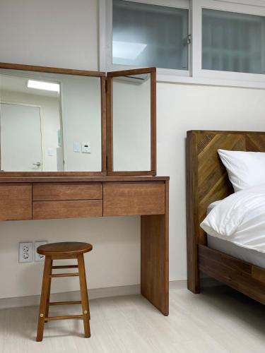 Hapjeong-dong Apartment | #2 Beds, 2 Rooms STAYTION25 #Wangsimni Comfortable 2 Cozy Rooms