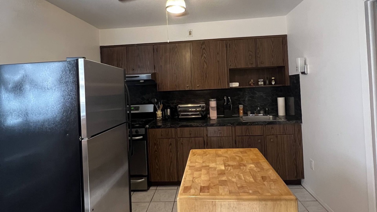 Northwest Yonkers House | 2 beds one queen and 1 twin bed
