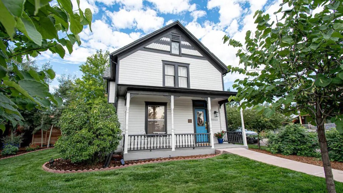 Littleton House | 2 blocks to Main St Littleton π» Garden πΎ Fenced Yard π² Zero Cleaning Fee!
