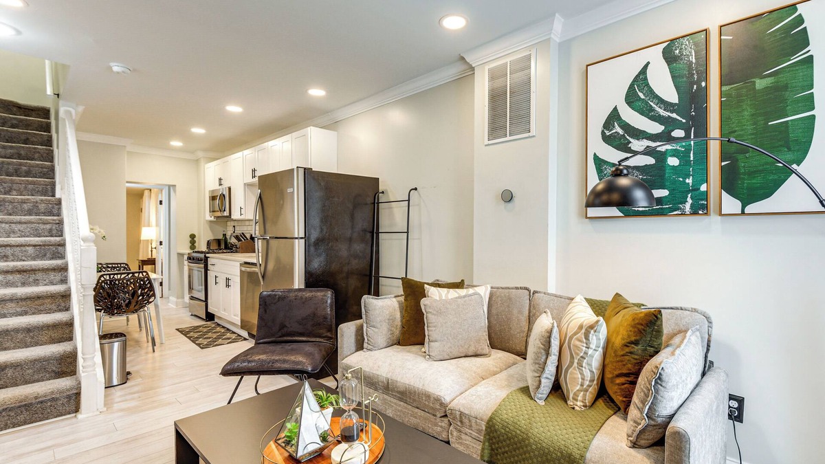 Canton House | 2 Blocks to Patterson Park: Urban Stay Near Eats