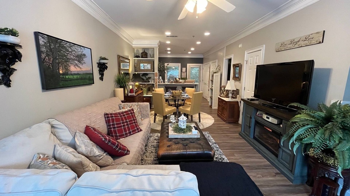 Athens Condo | 2 BR/2.5 BA Condo in the Highlands at Woodlake.