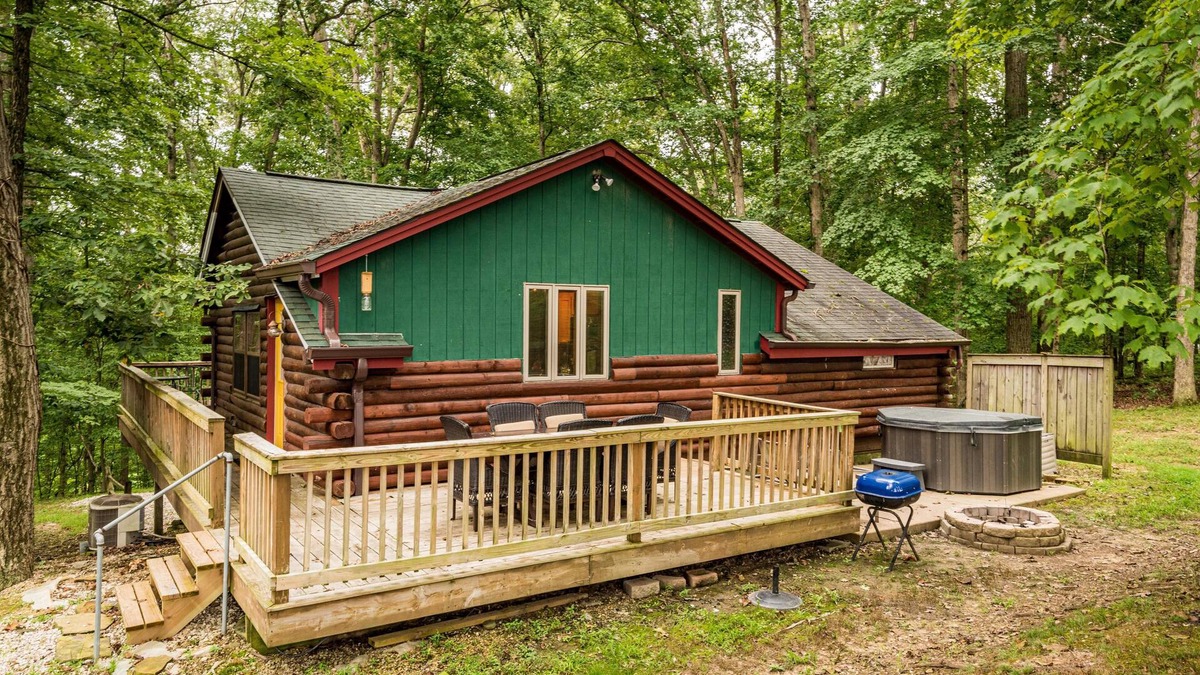 Nashville Cabin | 2 BR, 2 BA Log Cabin with Hot Tub, pet friendly