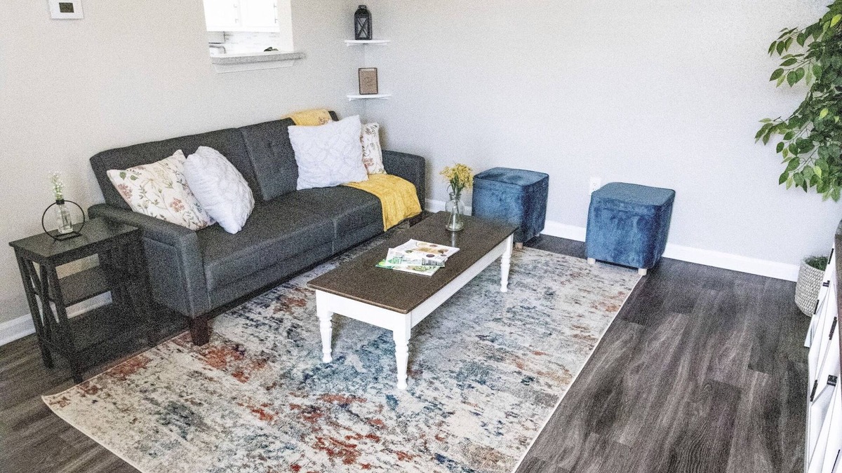 Gulfport Apartment | 2 Br Apt w/pool and fast Wi-fi