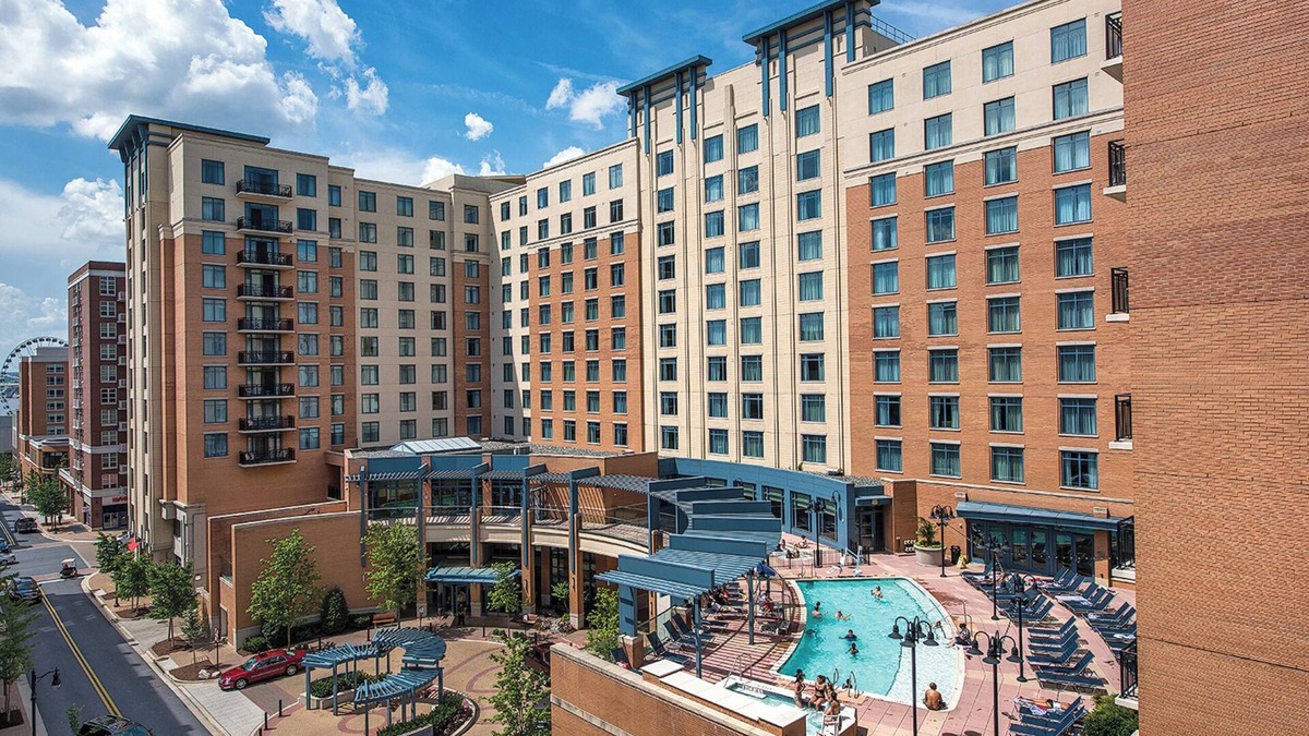 Oxon Hill Condo | 2 BR at Wyndham National Harbor -Rooftop + Indoor Pools. 25% Deposit to Book!
