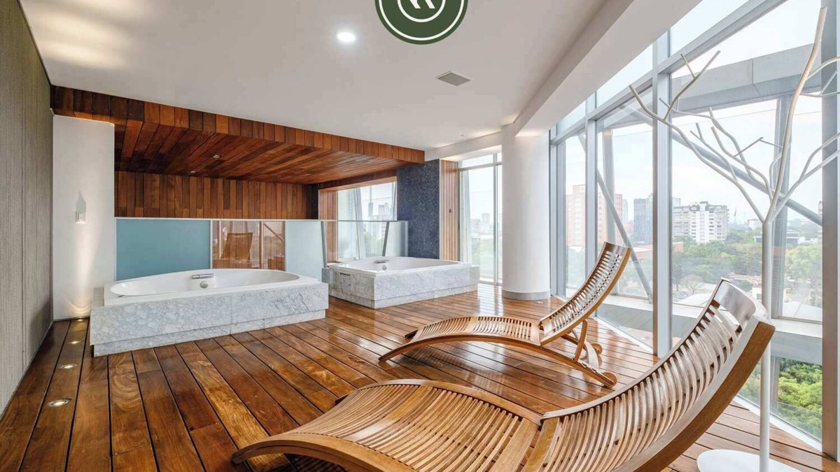 Granada Apartment | 2 BR Condo in Polanco with Pool and Gym