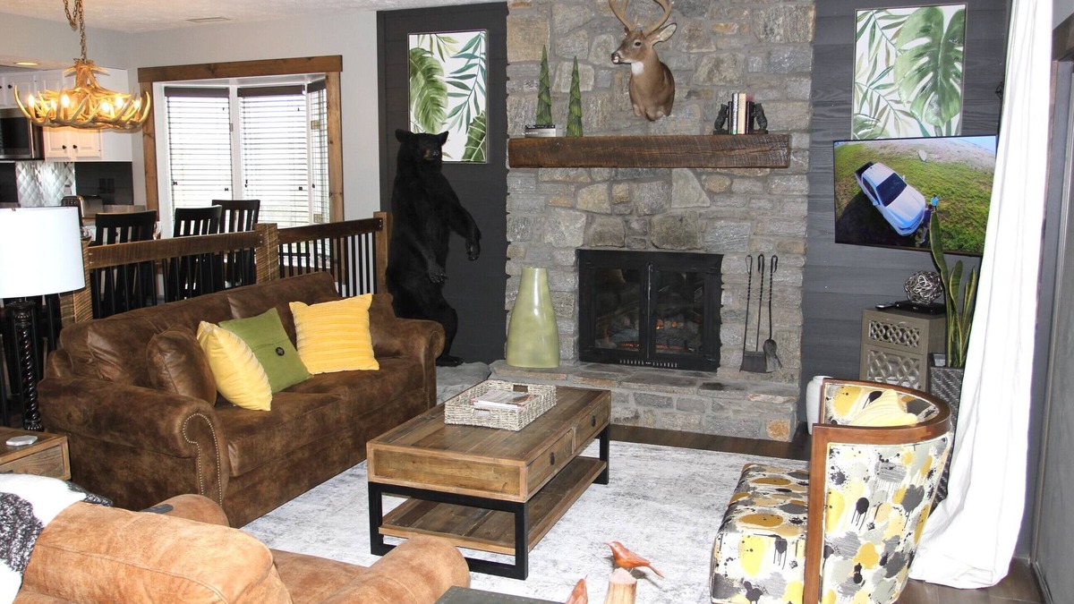 Blowing Rock Condo | 2 BR in Chetola Resort w/all resort amenities, walk to Main St Blowing Rock