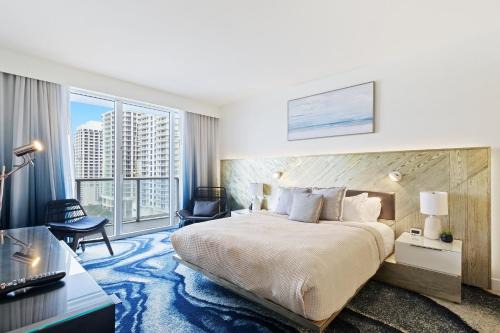 Central Beach Apartment | 2 BR Luxury Beach Apartment with Resort Amenities