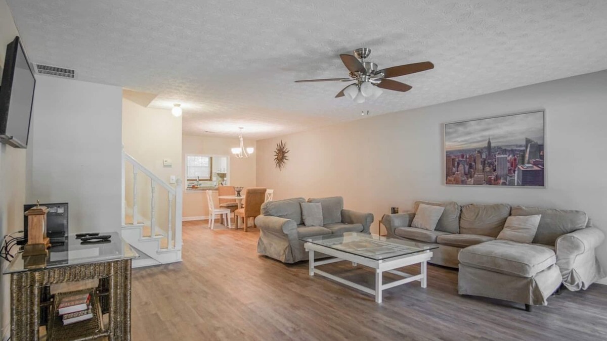 Conyers Apartment | 2 BR Townhouse - 10 Mins to Horse Park