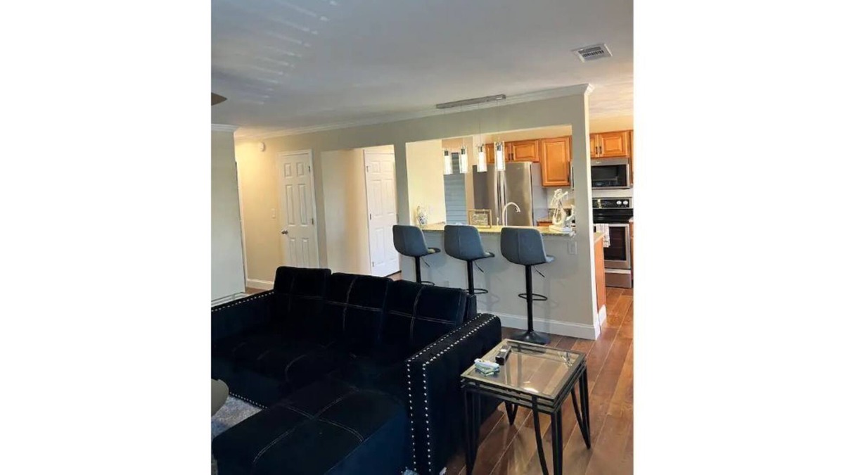 Northeast Virginia Beach Condo | 2 Brand New King size beds 2 Full baths Condo!