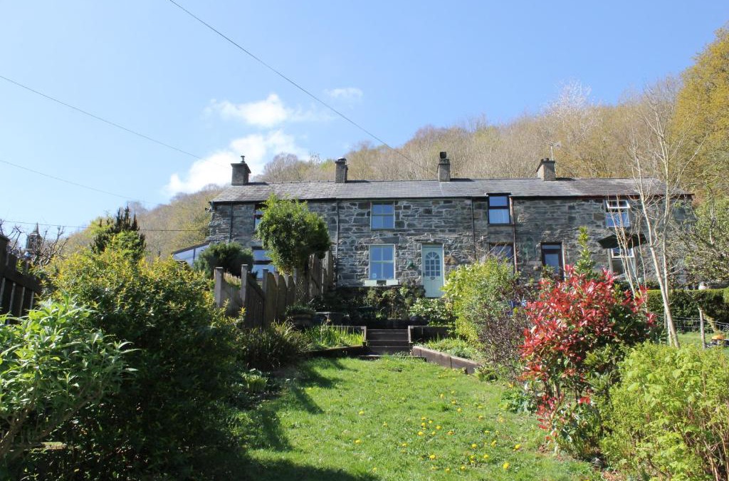 Prenteg House | 2 Bryn Eglwys