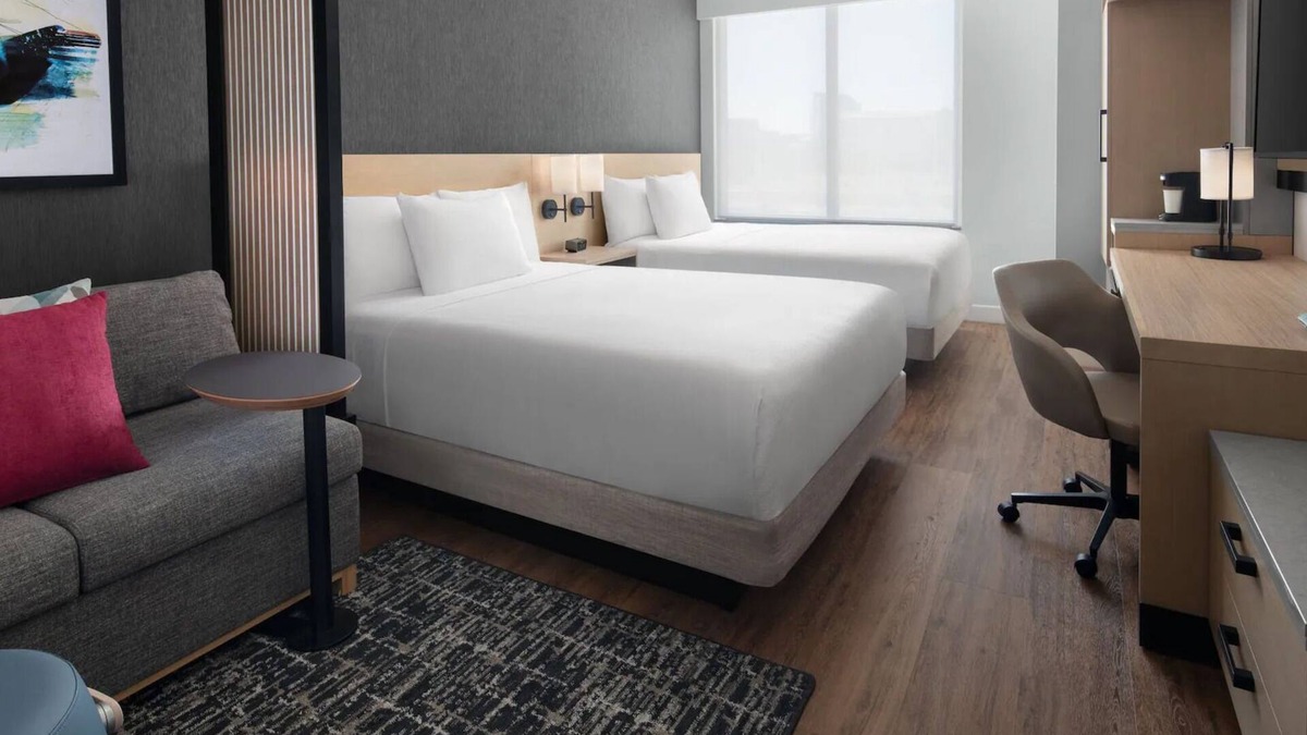 Dunwoody Hotel | 2 Budget-friendly Rooms | Breakfast Included + Minutes to Perimeter Mall
