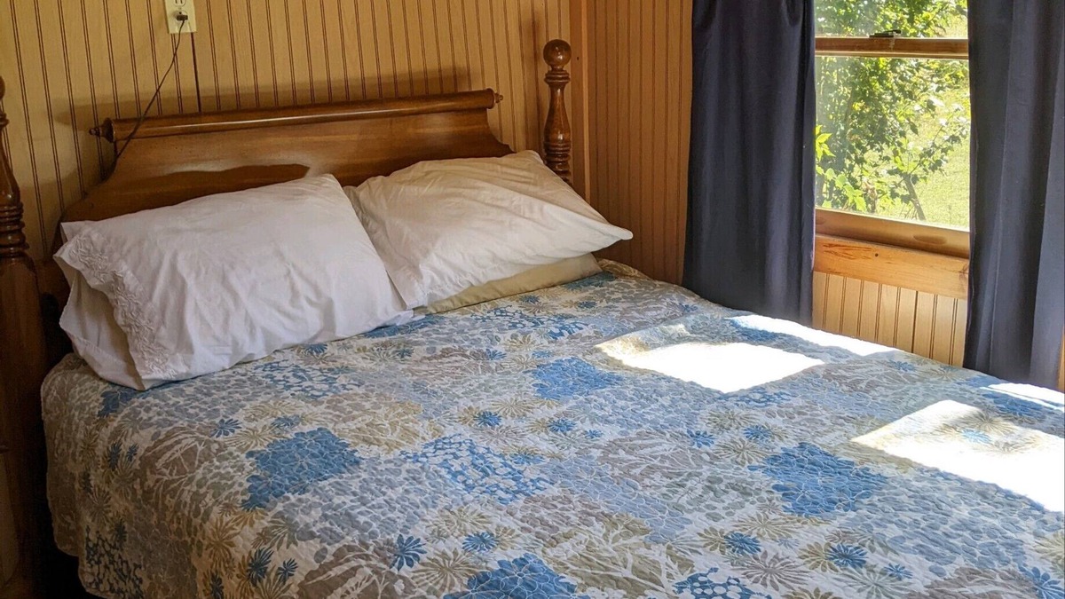 Wakefield Cabin | 2 Camps on Great East Lake