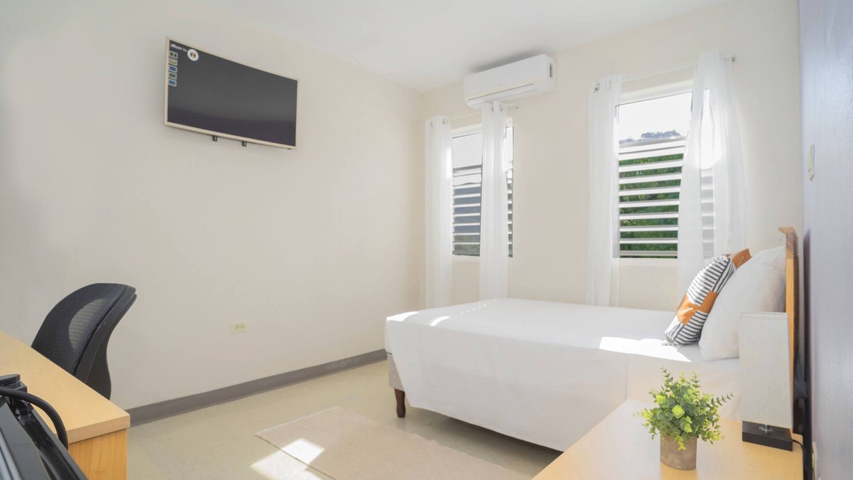 Gordon Town Apartment | 2 Castries Drive,nUWI Mona Campus,nKingston 7