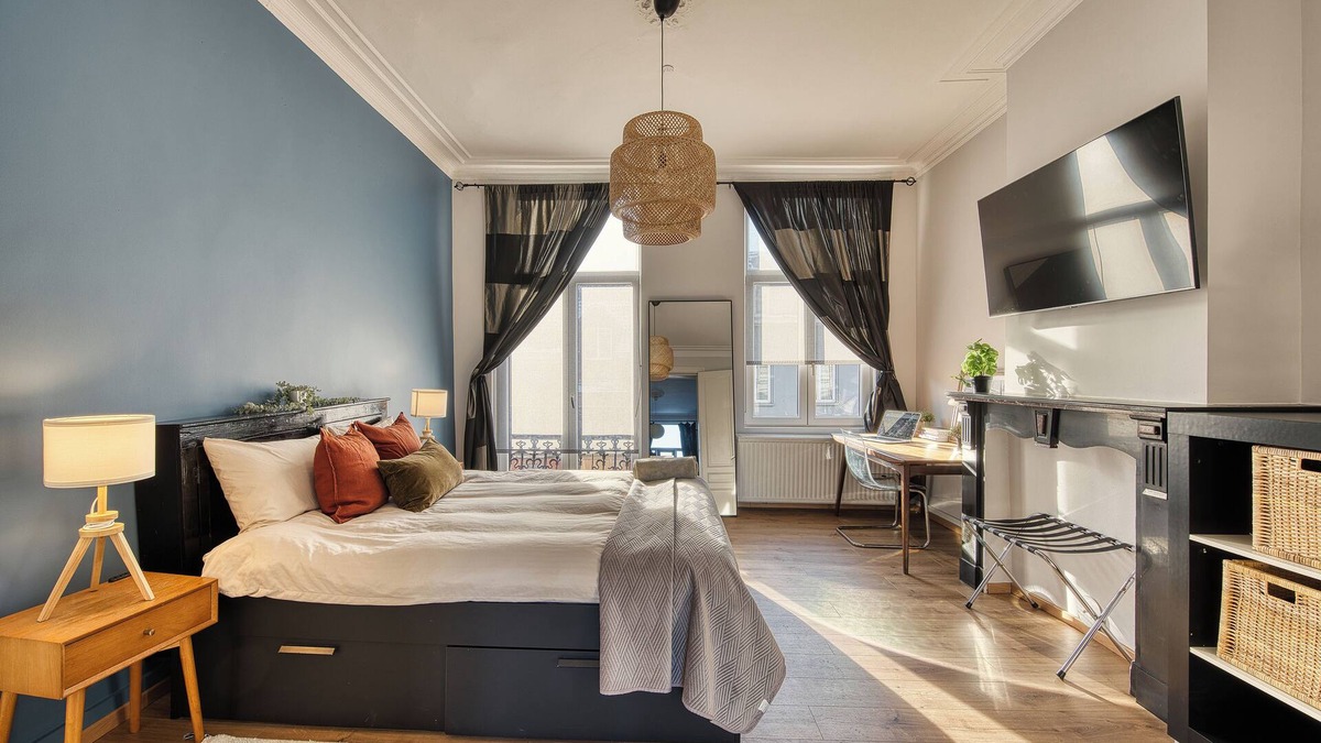 Brussels Apartment | 2/Comenstay.be/JACUZZI Romantic Vintage 1-bedroom Apartment for Couples or 5ppl